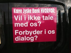 søge ord Jyske banks ledelse hvor sagen behandles med tavshed, politiet vil nødig efterforske danmarks 3 største bank Fundamentet i jyske bank syntes bundråddent, bevisligt en løgner bank, Lyver for at skuffe i rettsforhold, sikker sig underskrift ved grov vildledning svig kan man ikke komme uden om, tivoli bakken er fuld af gratis forlystelser Jyske bank er da også morsom, men for fanden det er pis banken ikke vil svare Medvirkende i sagen eller kender til sagen og ønsker ikke at rette fejl Fundament hæderlig ærlig åben retter fejl Nykredit jyske bank Advokat advokater strafferet øknomisk kriminelit Lund Elmer Sandager Michael Rasmussen CEO Nykredit Anders Christian Dam CEO Morten Ulrik gade Philip Baruch Mette Egholm Nielsen Birgit Bush Jyske bank erhverv Hillerød Helsingør Århus Aahus København Silkeborg Valby Østerbro Nicolai Hansen Line Braad Winding Casper Dam Olsen Anette Kirkeby Søren Woergaard Danske bank jysk Koncernledelse jyske bank Koncernbestyrelsen Sven Buhrkall Kurt Bligaard Pedersen Rina Asmussen Philip Baruch Jens A. Borup Keld Norup Christina Lykke Munk Haggai Kunisch Marianne Lillevang Koncerndirektionen Anders Dam Leif F. Larsen Niels Erik Jakobsen Per Skovhus Peter Schleidt Sagen historien om Nykredit og jyskebank handler om: Bedrageri Svindel Løgne Tyveri Underslæb Mandatsvig Svig Dokumentfalsk, At dække over forbrydelser At skjule forbrydelser Om at lyve over for retten udelukket for at kunne fortsætte bedrageriske forhold. Mercedes BMW Audi VW Ford Kia Pegeout Citroen biler for alle, billig bolig, billig forsikring Regler og love Billån Mercedes BMW Audie WV Michael Rasmussen Nykredit og Anders Dam Jyske Bank, Lund Elmer Sandager Advokater Philip Baruch National banken Statsgaranti Swap rentebytte hedge sagen dårlig rådgivning